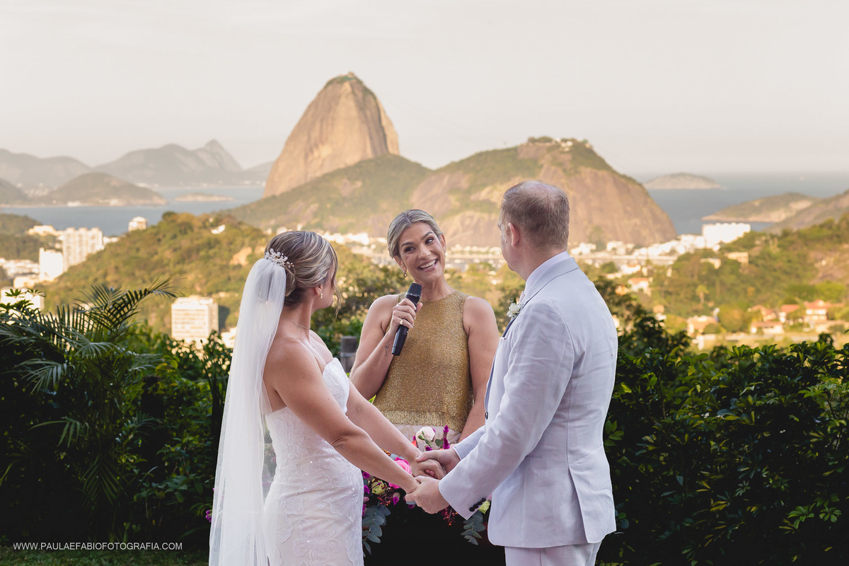 destination-wedding-casamento-fernanda-e-keith-casa-de-santa-teresa-rio-de-janeiro-paula-dau-fabio-figueiredo-fotografia-amor-em-movimento-producoes
