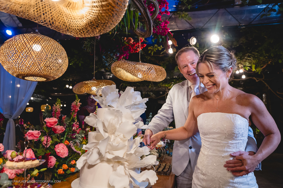 destination-wedding-casamento-fernanda-e-keith-casa-de-santa-teresa-rio-de-janeiro-paula-dau-fabio-figueiredo-fotografia-amor-em-movimento-producoes
