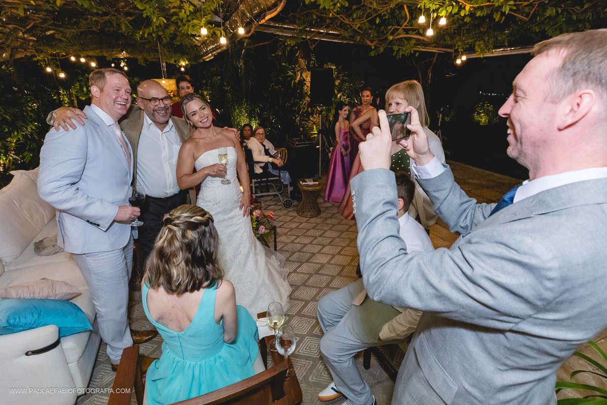 destination-wedding-casamento-fernanda-e-keith-casa-de-santa-teresa-rio-de-janeiro-paula-dau-fabio-figueiredo-fotografia-amor-em-movimento-producoes