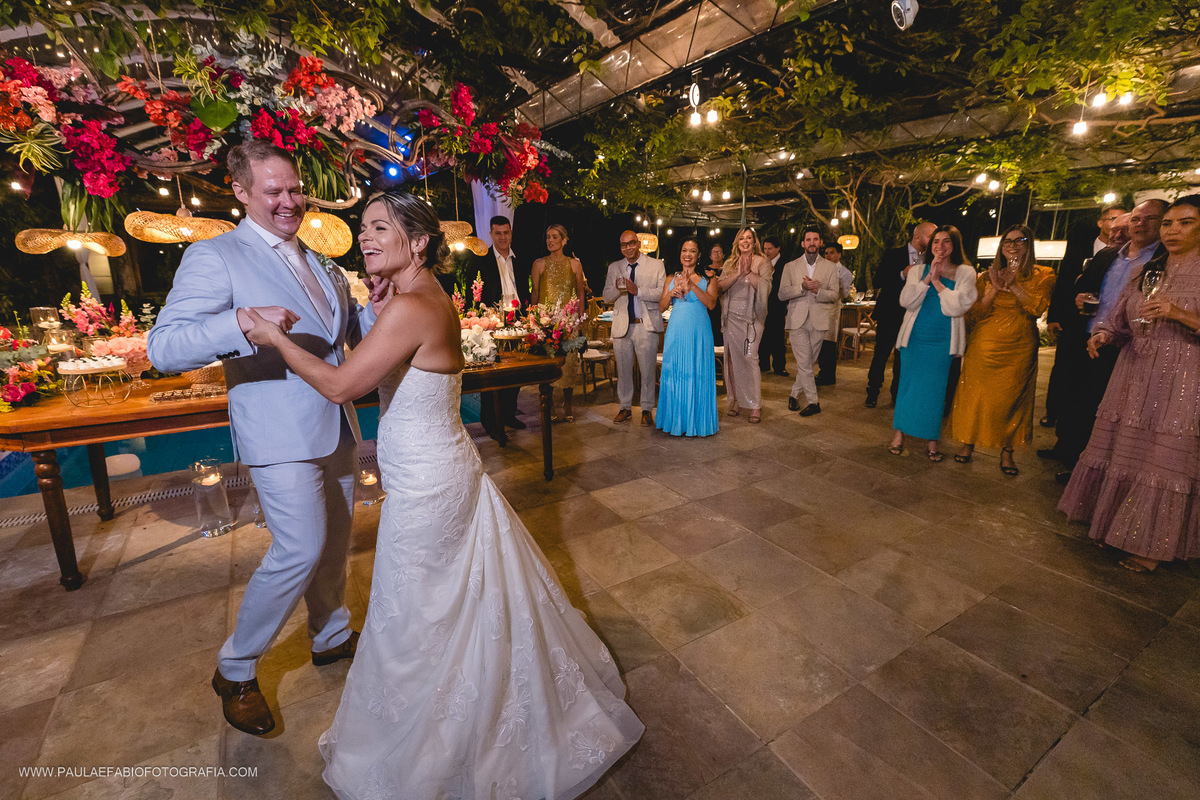 destination-wedding-casamento-fernanda-e-keith-casa-de-santa-teresa-rio-de-janeiro-paula-dau-fabio-figueiredo-fotografia-amor-em-movimento-producoes