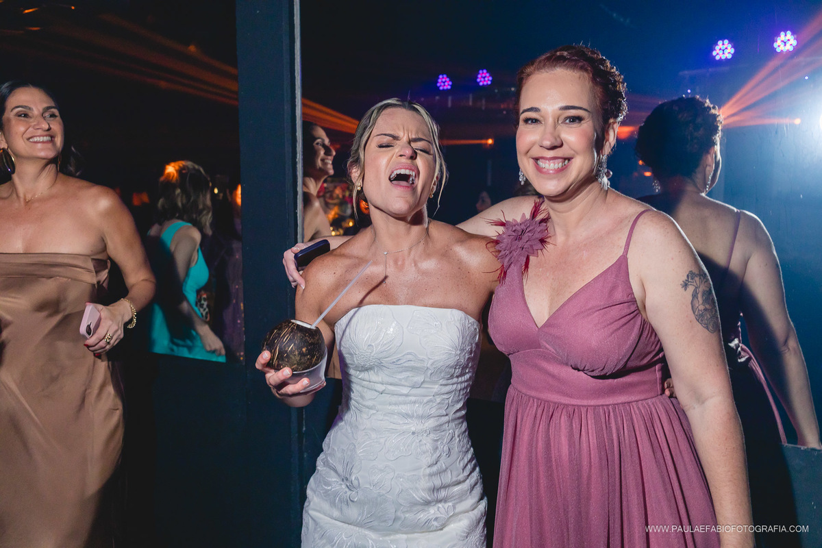 destination-wedding-casamento-fernanda-e-keith-casa-de-santa-teresa-rio-de-janeiro-paula-dau-fabio-figueiredo-fotografia-amor-em-movimento-producoes