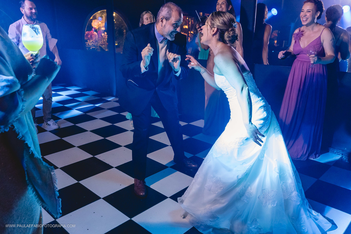 destination-wedding-casamento-fernanda-e-keith-casa-de-santa-teresa-rio-de-janeiro-paula-dau-fabio-figueiredo-fotografia-amor-em-movimento-producoes
