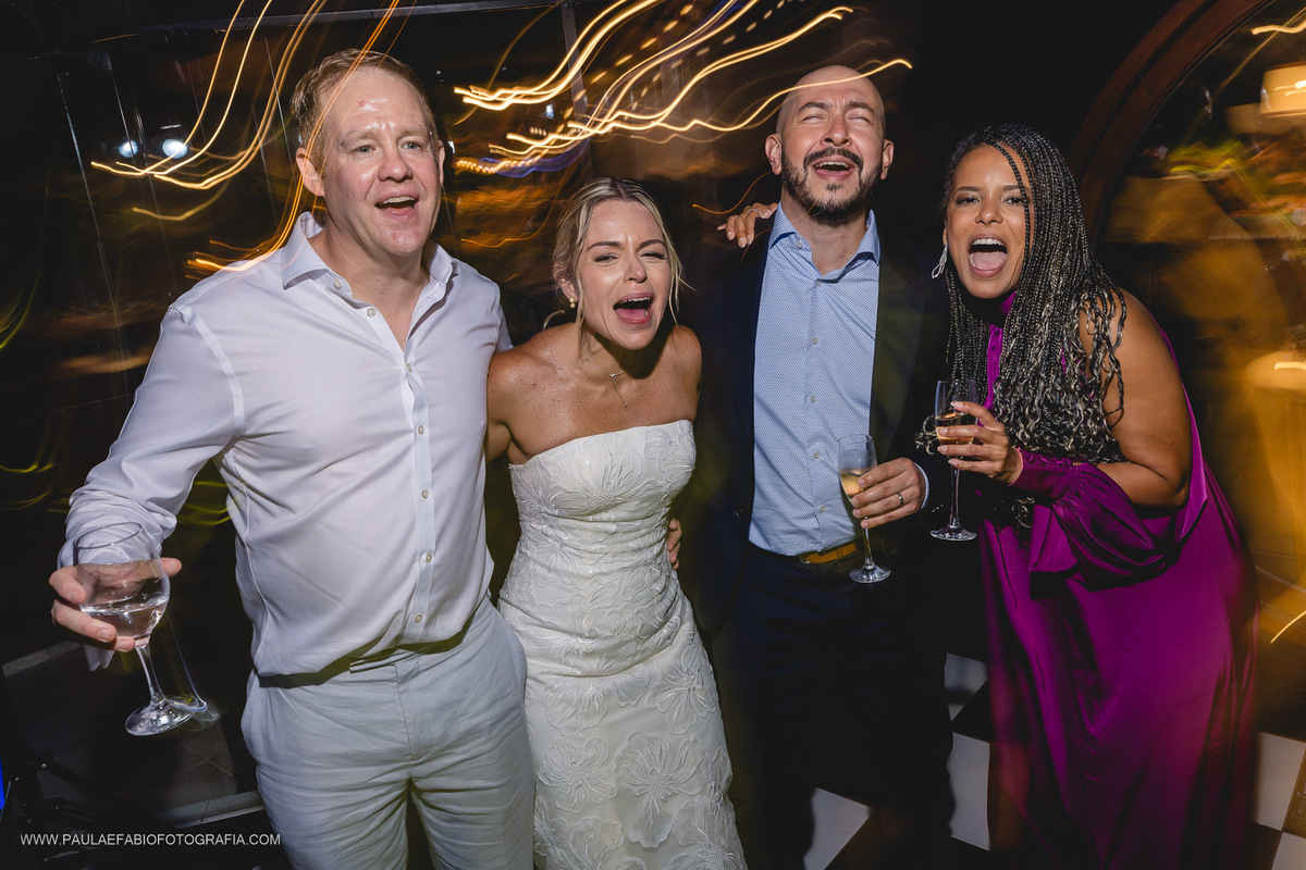 destination-wedding-casamento-fernanda-e-keith-casa-de-santa-teresa-rio-de-janeiro-paula-dau-fabio-figueiredo-fotografia-amor-em-movimento-producoes