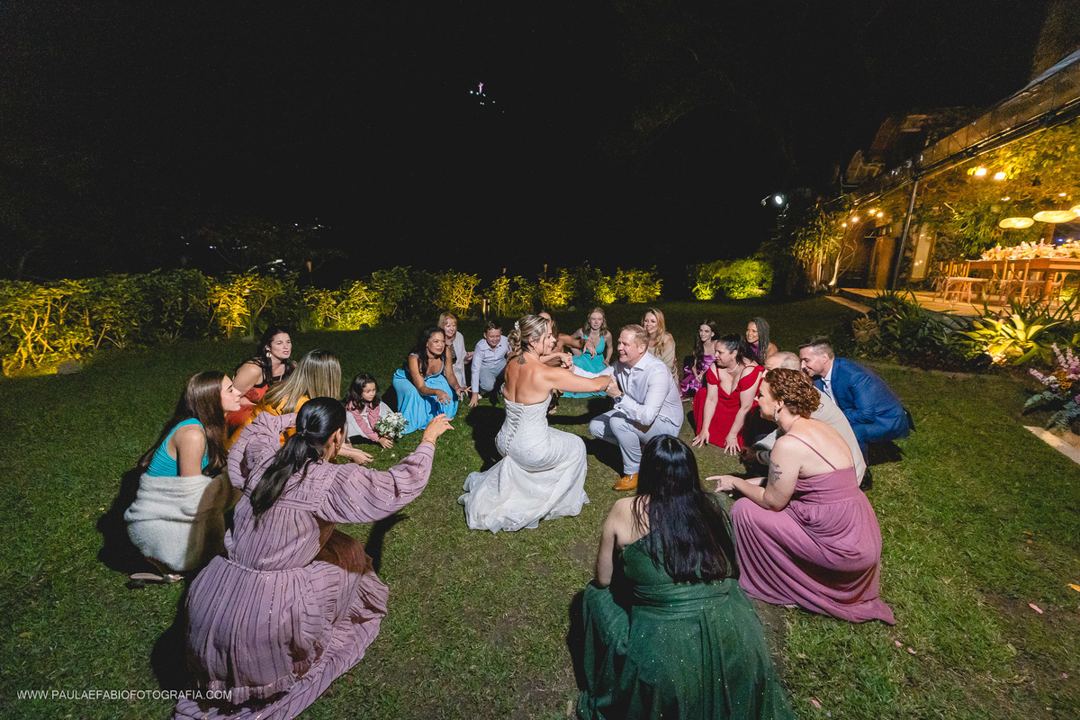 destination-wedding-casamento-fernanda-e-keith-casa-de-santa-teresa-rio-de-janeiro-paula-dau-fabio-figueiredo-fotografia-amor-em-movimento-producoes