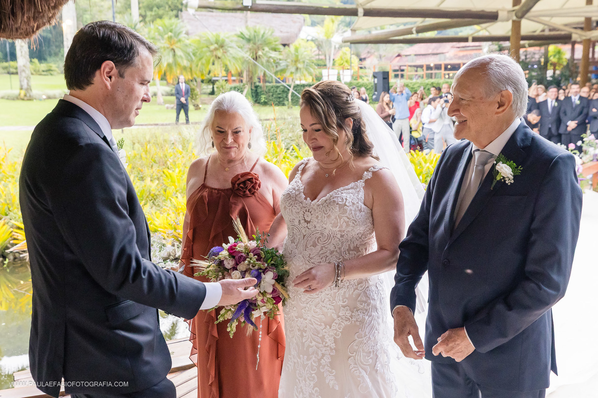 casamento-mariana-e-marco-andre-lajedo-vargem-grande-rj-paula-dau-fabio-figueiredo-fotografia-amor-em-movimento-producoes