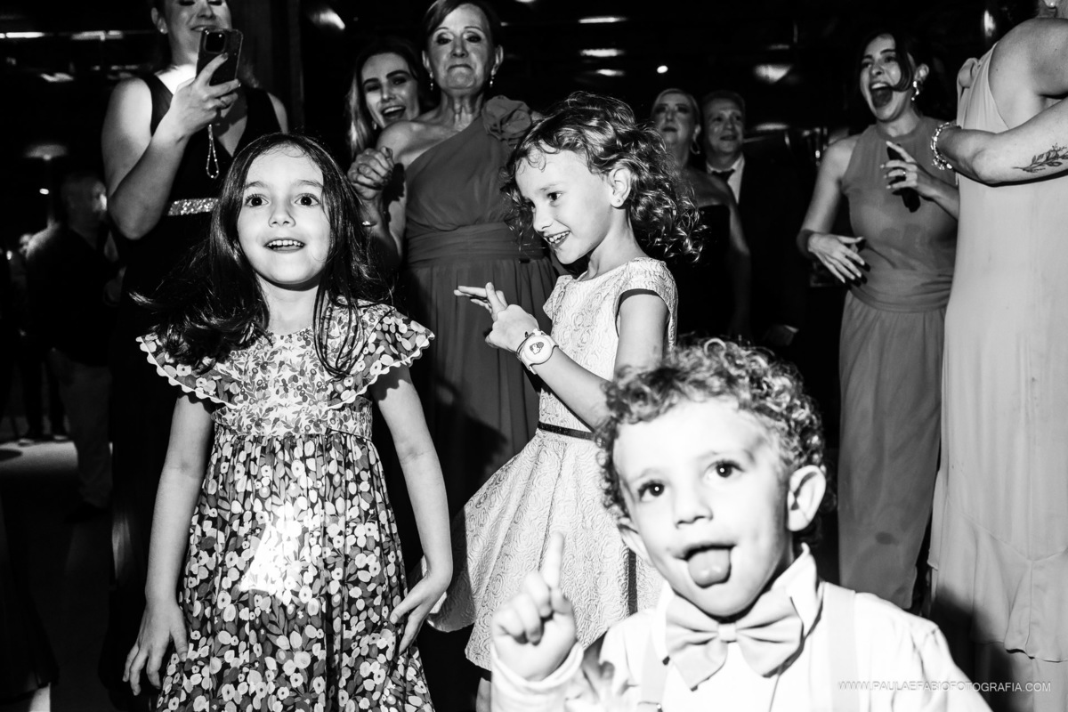casamento-mariana-e-marco-andre-lajedo-vargem-grande-rj-paula-dau-fabio-figueiredo-fotografia-amor-em-movimento-producoes