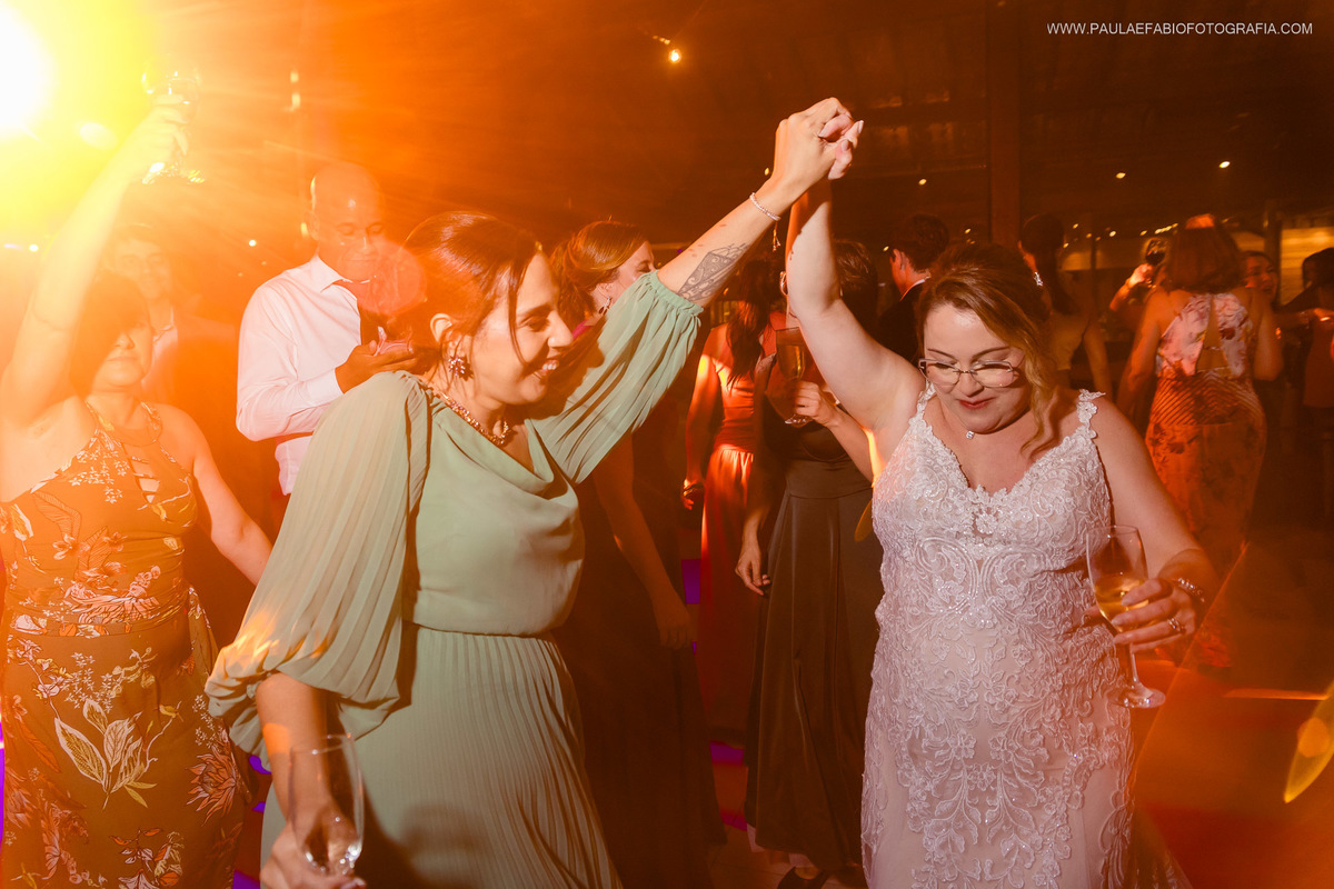 casamento-mariana-e-marco-andre-lajedo-vargem-grande-rj-paula-dau-fabio-figueiredo-fotografia-amor-em-movimento-producoes