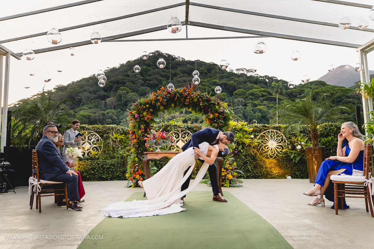 casamento-vanessa-e-fernando-maison-paineiras-alto-da-boa-vista-rj-paula-dau-fabio-figueiredo-fotografia-amor-em-movimento-producoes