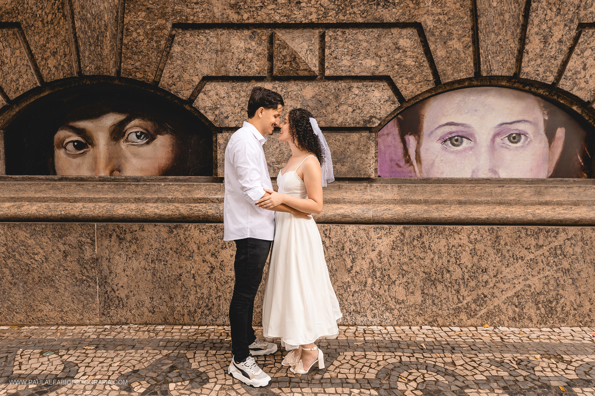 ensaio-pre-wedding-gabriella-e-jefferson-centro-historico-rio-de-janeiro-rj-paula-dau-fabio-figueiredo-fotografia-amor-em-movimento-producoes