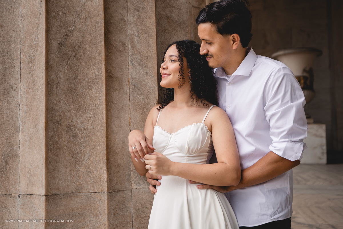 ensaio-pre-wedding-gabriella-e-jefferson-centro-historico-rio-de-janeiro-rj-paula-dau-fabio-figueiredo-fotografia-amor-em-movimento-producoes
