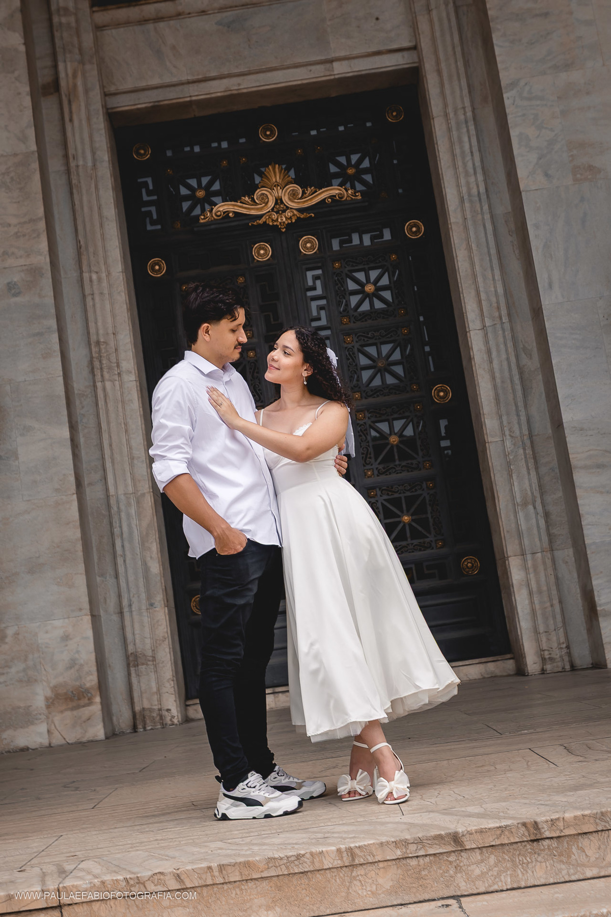 ensaio-pre-wedding-gabriella-e-jefferson-centro-historico-rio-de-janeiro-rj-paula-dau-fabio-figueiredo-fotografia-amor-em-movimento-producoes