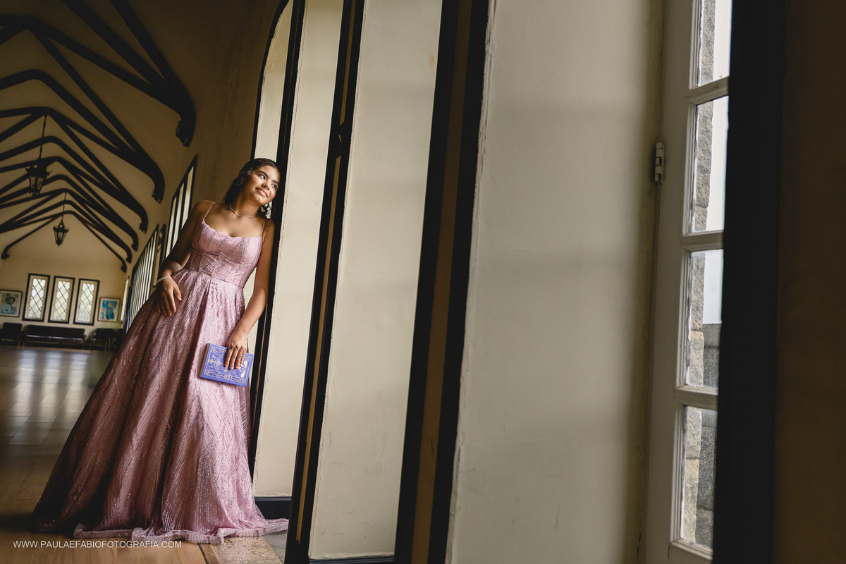 ensaio-debutante-giovanna-15-anos-castelo-country-clube-petropolis-rj-paula-dau-fabio-figueiredo-fotografia-amor-em-movimento-producoes