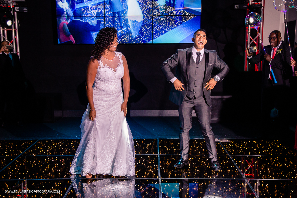 site-casamento-wedding-luana-e-mateus-espaco-277-nova-iguacu-rj-paula-dau-fabio-figueiredo-fotografia-recepção-festa-convidados-amigos-familia