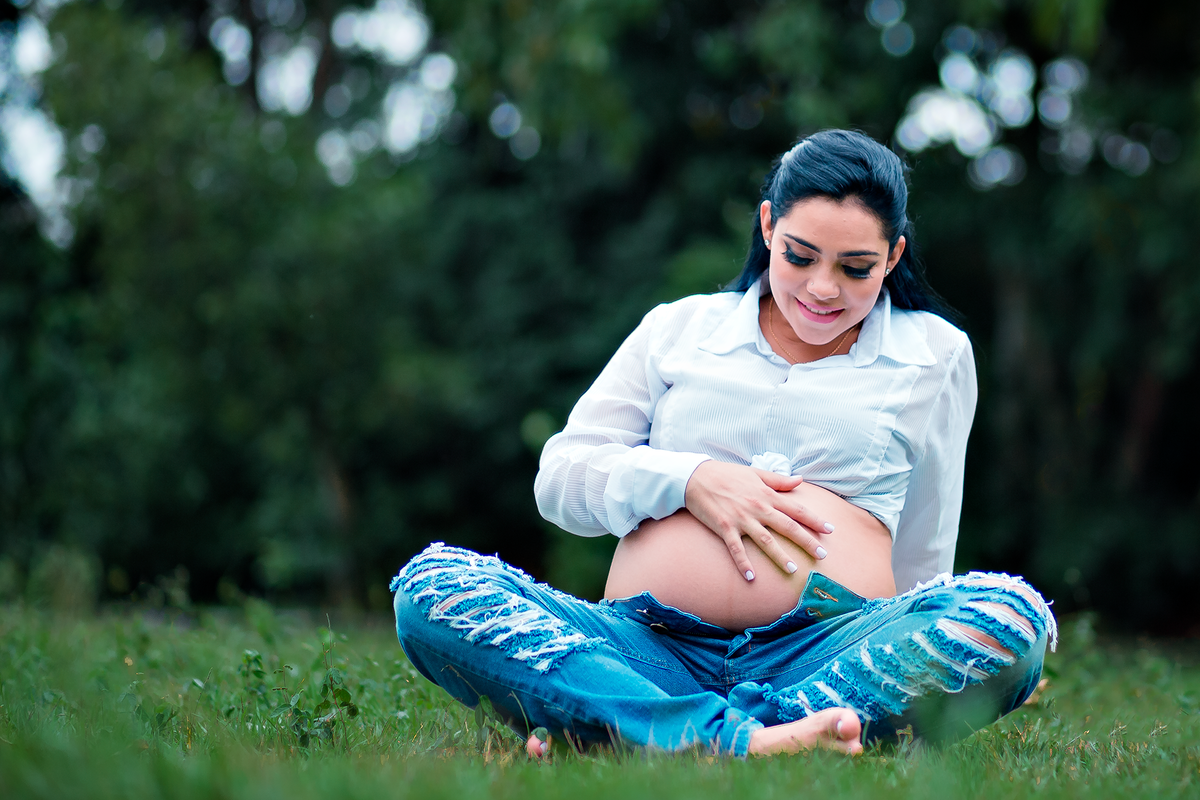 POSES DE GESTANTE PARA ENSAIO 