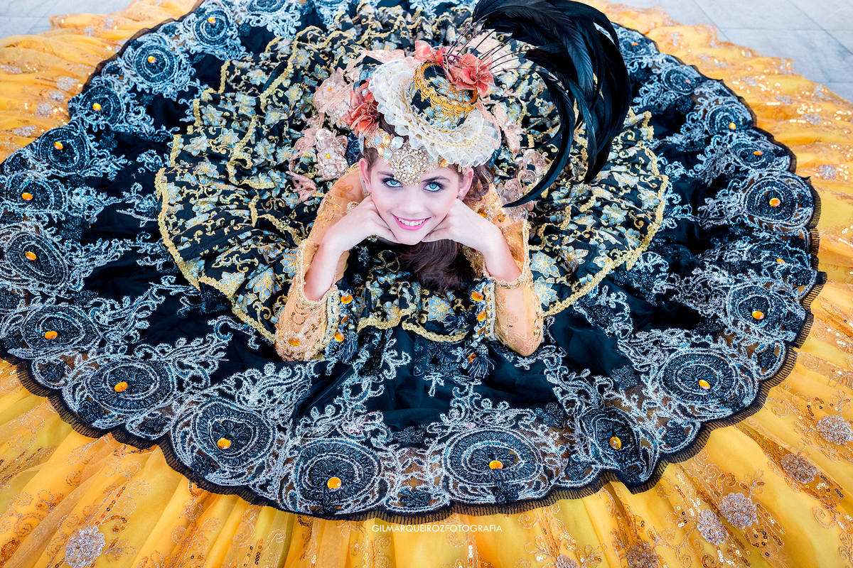 ENSAIO  DE DEBUTANTE  NO TEATRO AMAZONAS