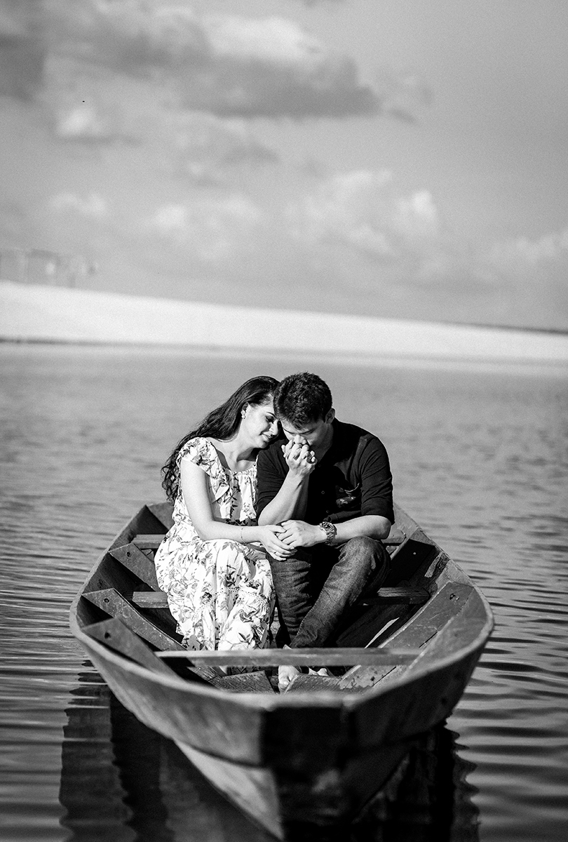 PRÉ WEDDING ELIAS E SABRINA NA PRAIA DE AÇUTUBA   COM FOTOGRAFO DE CASAMENTO GILMAR QUEIROZ