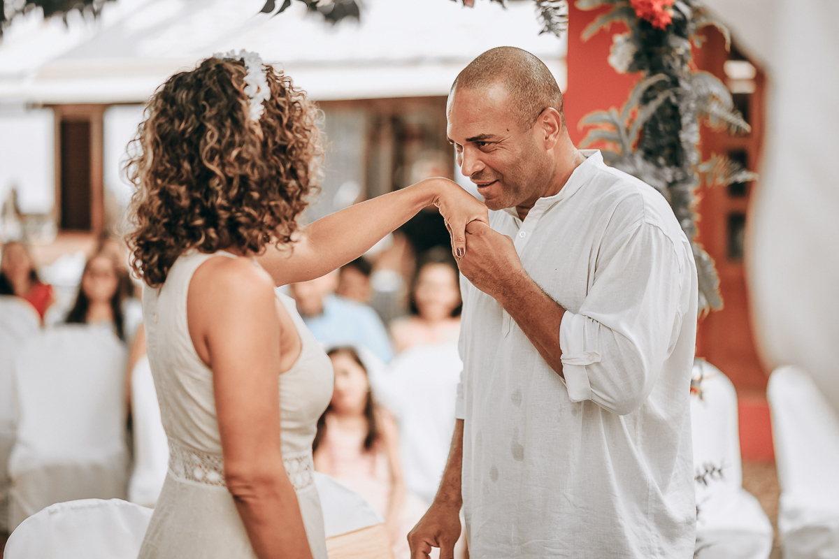 TROCA DE ALIANÇAS  CASAMENTO DE DIA