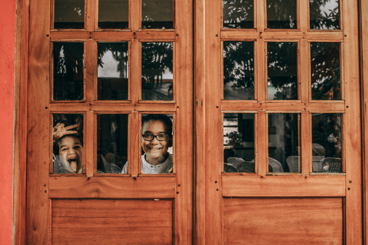 CRIANÇAS NO CASAMENTO  DE DIA 