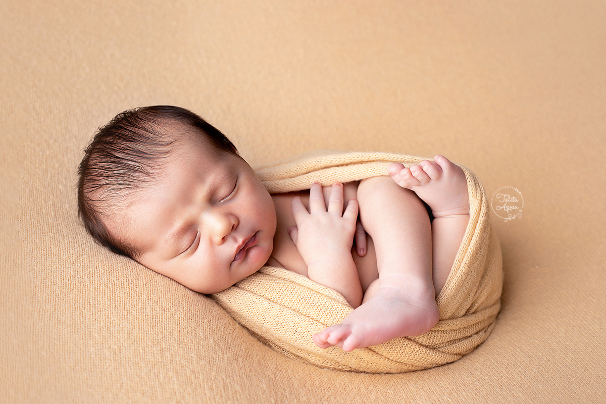 ensaio newborn talitaqueu guaruja litoralsp baixadasantista recem nascido bebê newborn booknewborn  enroladinhanowrap ensaiofotografico recemnascido primeirosdias bebê familia