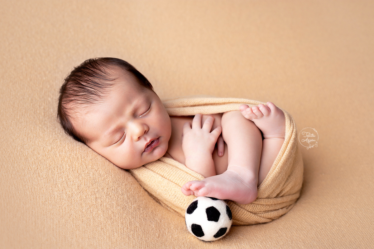 ensaio newborn talitaqueu guaruja litoralsp baixadasantista recem nascido bebê newborn booknewborn  enroladinhanowrap ensaiofotografico recemnascido primeirosdias bebê familia