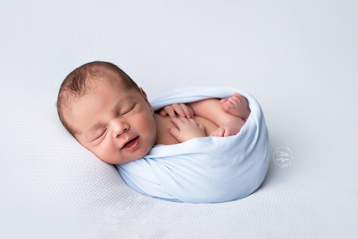ensaio newborn talitaqueu guaruja litoralsp baixadasantista recem nascido bebê newborn booknewborn  enroladinhanowrap ensaiofotografico recemnascido primeirosdias bebê familia