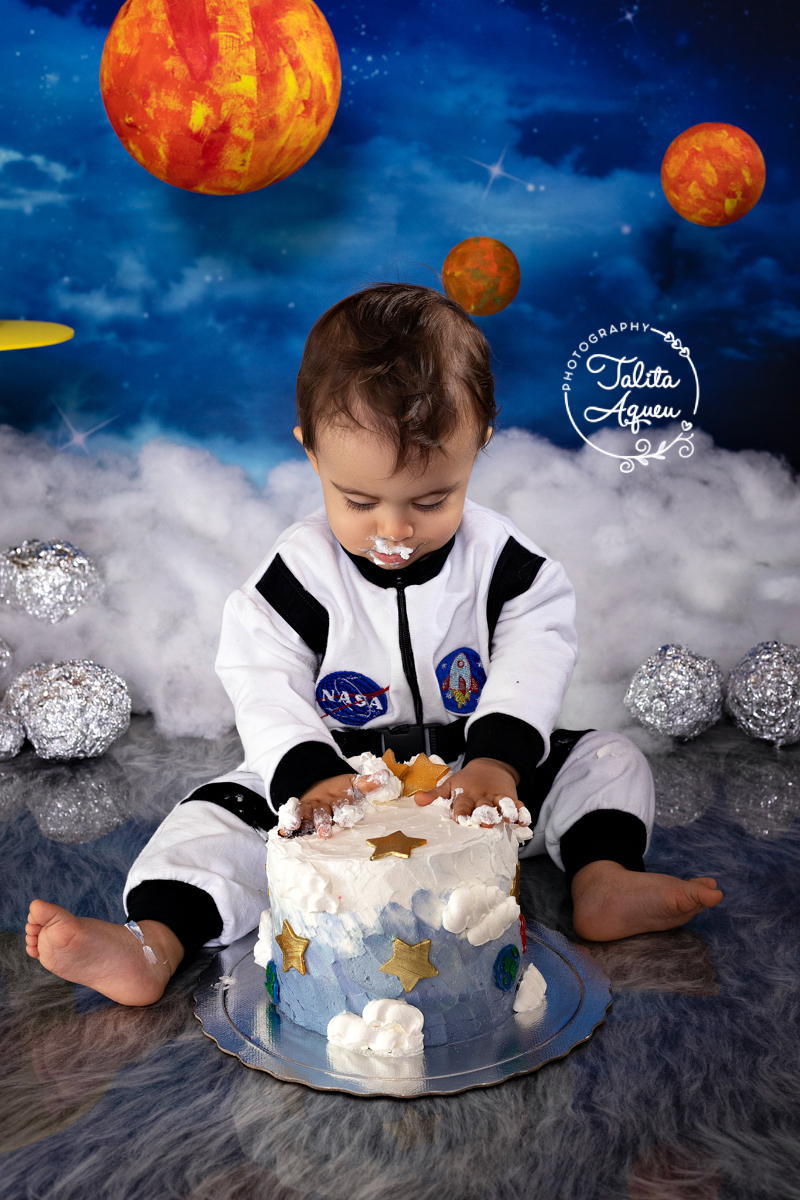 smash the cake guarujá familia fotografia ensaio acompanhamento ensaiosmashthecake bolo primeiro aniversario 1 ano astronauta kids photos