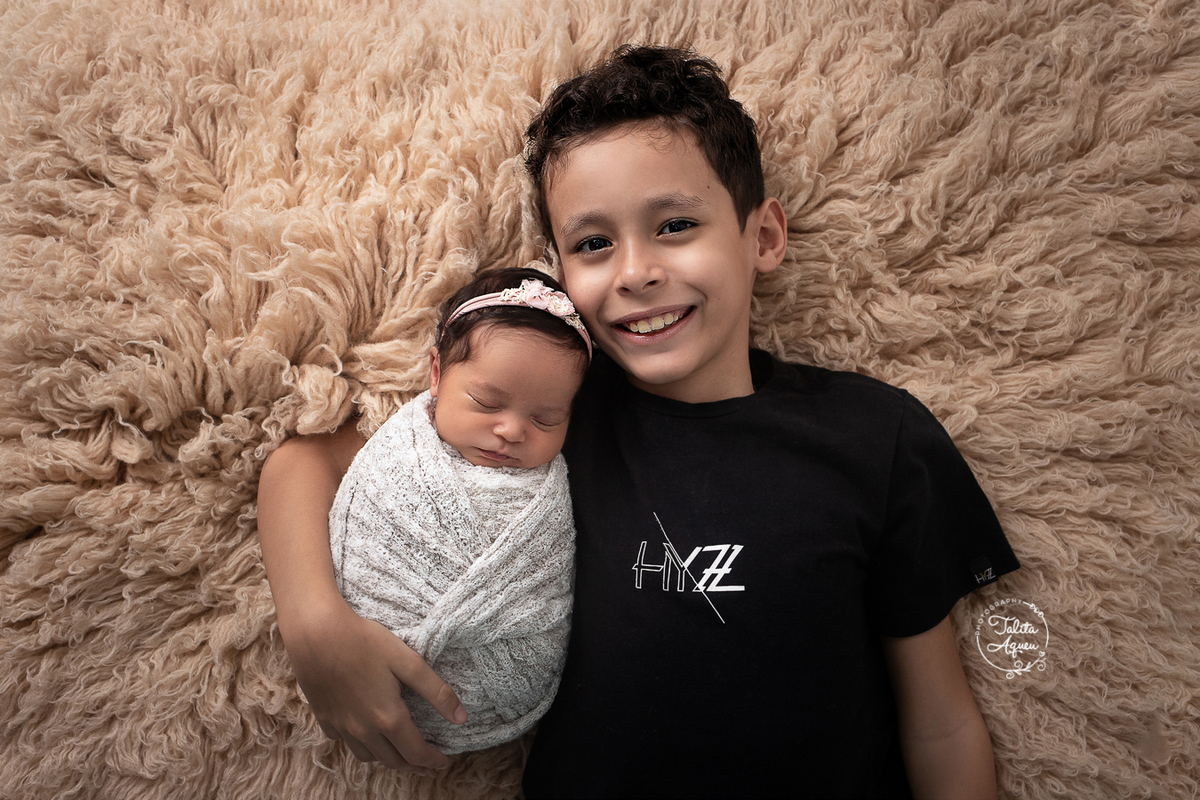 ensaio newborn talitaqueu guaruja litoralsp baixadasantista recem nascido bebê newborn booknewborn ensaiofotografico recemnascido primeirosdias bebê familia irmao