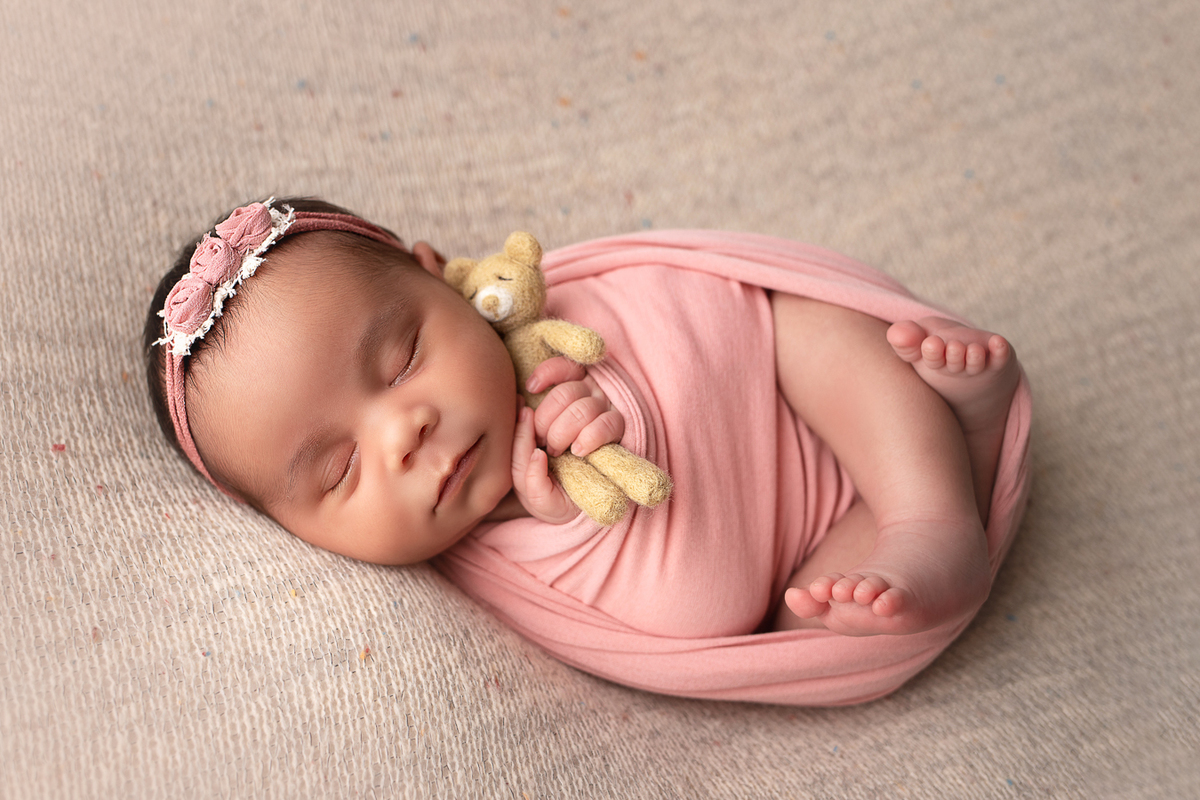 ensaio newborn talitaqueu guaruja litoralsp baixadasantista recem nascido bebê newborn booknewborn  enroladinhanowrap ensaiofotografico recemnascido primeirosdias bebê familia