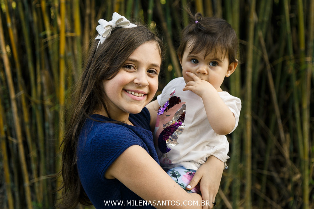 ENSAIO FOTOGRÁFICO | ENSAIO FAMÍLIA | FOTÓGRAFO | FOTÓGRAFA | FOTOGRAFIA DE FAMÍLIA | JARDIM BOTÂNICO PORTO ALEGRE | MILENA SILVA SANTOS | FAMÍLIA FELIZ NO PARQUE | IRMÃS