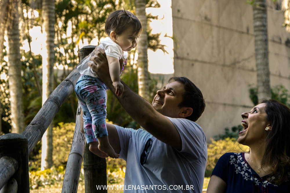 ENSAIO FOTOGRÁFICO | ENSAIO FAMÍLIA | FOTÓGRAFO | FOTÓGRAFA | FOTOGRAFIA DE FAMÍLIA | JARDIM BOTÂNICO PORTO ALEGRE | MILENA SILVA SANTOS | FAMÍLIA FELIZ NO PARQUE