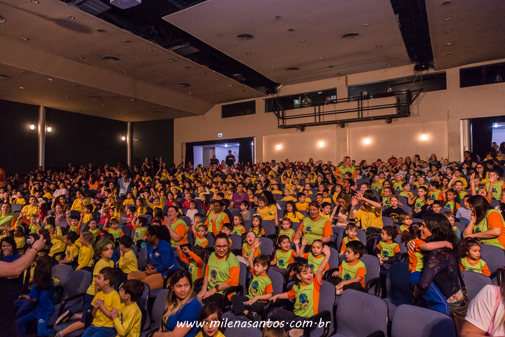 CASA LÚDICA, APRESENTAÇÃO DIA DAS CRIANÇAS NO TEATRO DA AMRIGS.
MILENA SILVA SANTOS
FOTOGRAFA PORTO ALEGRE
FOTÓGRAFA DE FAMÍLIA
FOTÓGRAFO PORTO ALEGRE
MAIS DE MIL CRIANÇAS ASSISTIRAM AO ESPETÁCULO CRIADO PELA CIA LÚDICA. UM SHOW DE TALENTOS!
CIA LÚDICA