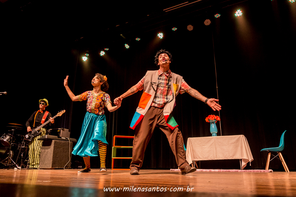 CASA LÚDICA, APRESENTAÇÃO DIA DAS CRIANÇAS NO TEATRO DA AMRIGS.
MILENA SILVA SANTOS
FOTOGRAFA PORTO ALEGRE
FOTÓGRAFA DE FAMÍLIA
FOTÓGRAFO PORTO ALEGRE
