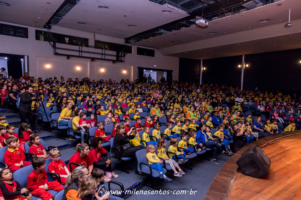 CASA LÚDICA, APRESENTAÇÃO DIA DAS CRIANÇAS NO TEATRO DA AMRIGS.
MILENA SILVA SANTOS
FOTOGRAFA PORTO ALEGRE
FOTÓGRAFA DE FAMÍLIA
FOTÓGRAFO PORTO ALEGRE
