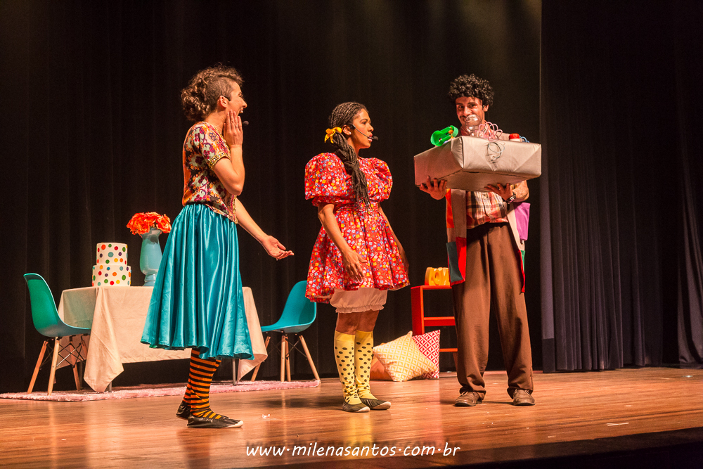 CASA LÚDICA, APRESENTAÇÃO DIA DAS CRIANÇAS NO TEATRO DA AMRIGS.
MILENA SILVA SANTOS
FOTOGRAFA PORTO ALEGRE
FOTÓGRAFA DE FAMÍLIA
FOTÓGRAFO PORTO ALEGRE
