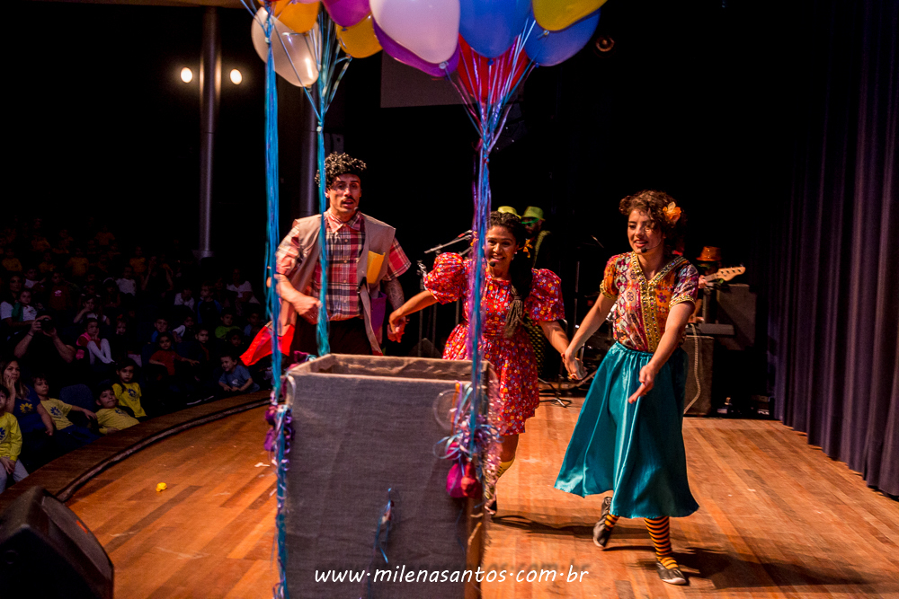 CASA LÚDICA, APRESENTAÇÃO DIA DAS CRIANÇAS NO TEATRO DA AMRIGS.
MILENA SILVA SANTOS
FOTOGRAFA PORTO ALEGRE
FOTÓGRAFA DE FAMÍLIA
FOTÓGRAFO PORTO ALEGRE
