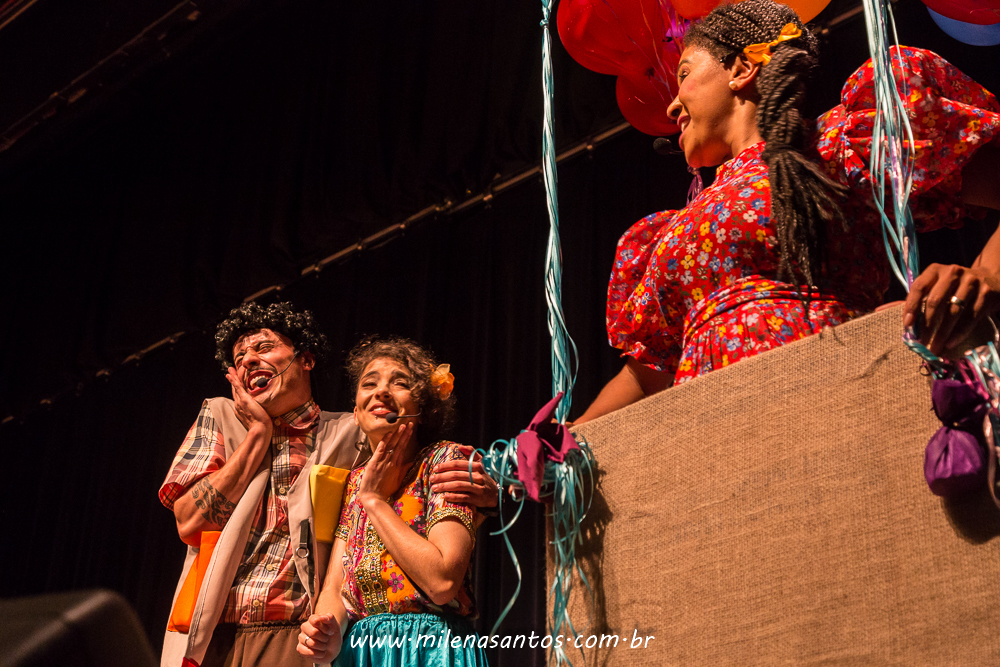 CASA LÚDICA, APRESENTAÇÃO DIA DAS CRIANÇAS NO TEATRO DA AMRIGS.
MILENA SILVA SANTOS
FOTOGRAFA PORTO ALEGRE
FOTÓGRAFA DE FAMÍLIA
FOTÓGRAFO PORTO ALEGRE
MENINA REALIZA O SONHO DE CRIANÇA E 