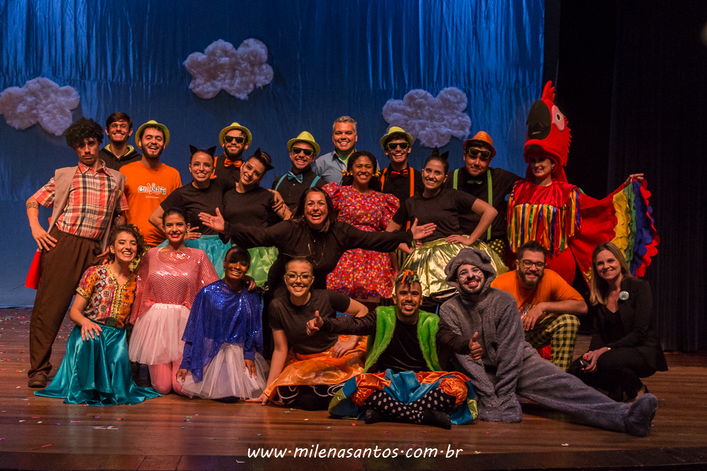 CASA LÚDICA, APRESENTAÇÃO DIA DAS CRIANÇAS NO TEATRO DA AMRIGS.
MILENA SILVA SANTOS
FOTOGRAFA PORTO ALEGRE
FOTÓGRAFA DE FAMÍLIA
FOTÓGRAFO PORTO ALEGRE
EQUIPE CIA LÚDICA