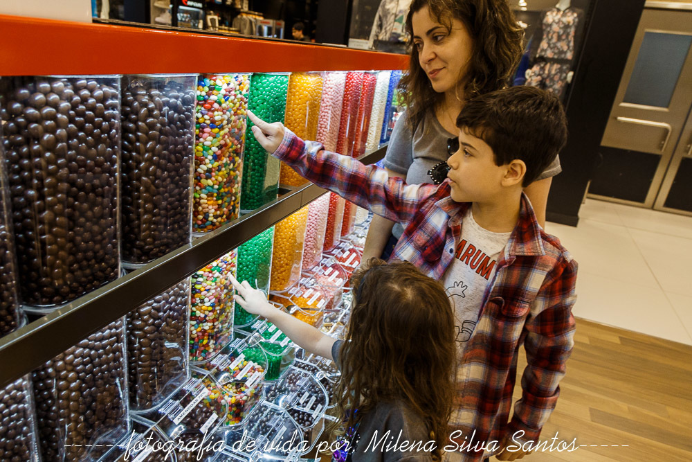 balinhas coloridas, tentação

#fotografiadefamilia
#fotografo
#documentaldefamilia
#milenasilvasantosfotografia
#fotografoportoalegre
