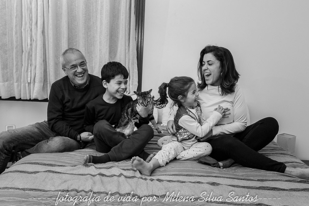E tentamos um retrato de familia!
#milenasilvasantosfotografia
#fotografoportoalegre
#guerradetravesseiros