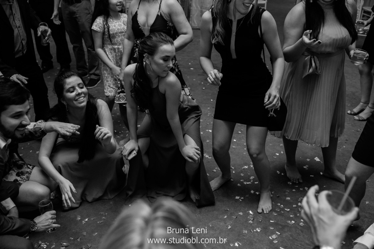 casamento-brunaleni-studiobl-noivas-recife-fotografo-casados-ensaio-fotografico-ledadourado-recepcoes-noivasderecife-pernambuco-wedding-trash-noivado-noivos