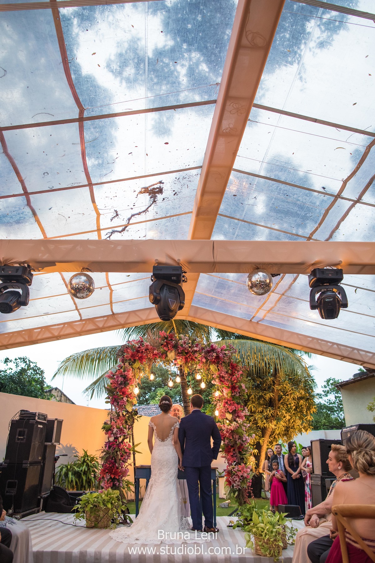 casamento-campo-casando-noivas-noivasrecife-fotograforecife-recife-fotografo-pernambuco-bruna-leni-vestido-ensaio-wedding