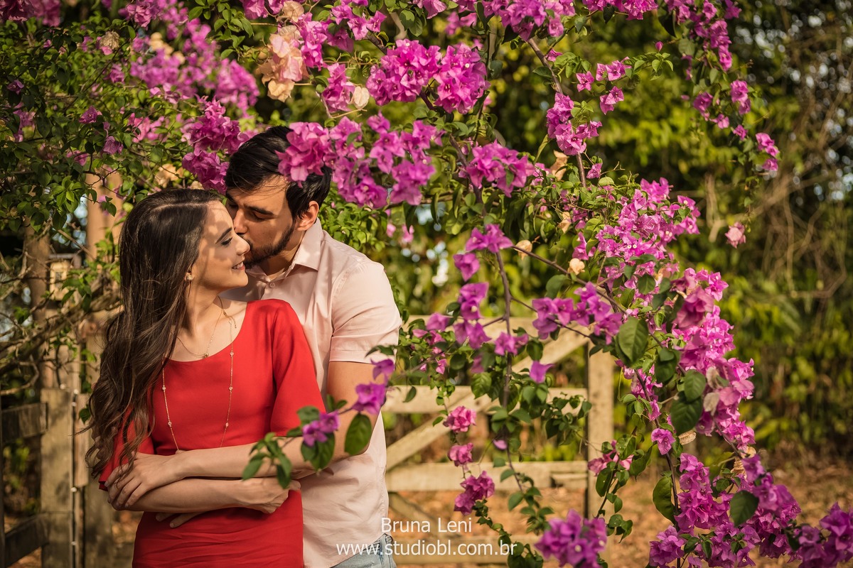ensaio-fotografo-casamento-prewedding-wedding-recife-casando-bruna-leni-fotografia-studio-recanto-sucupiras-pernambuco-casal-noivado