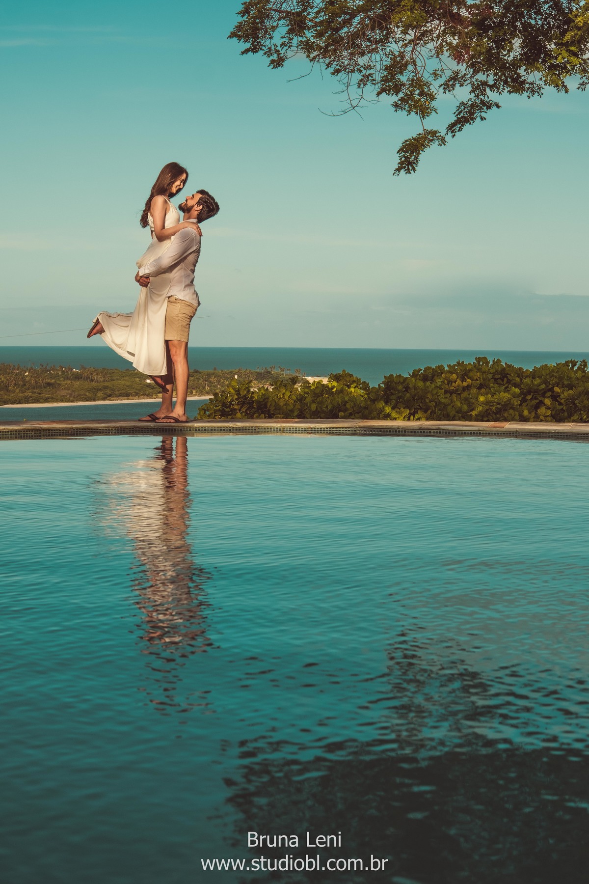 ensaio-fotografo-casamento-prewedding-wedding-recife-casando-bruna-leni-fotografia-studio-recanto-sucupiras-pernambuco-casal-noivado
