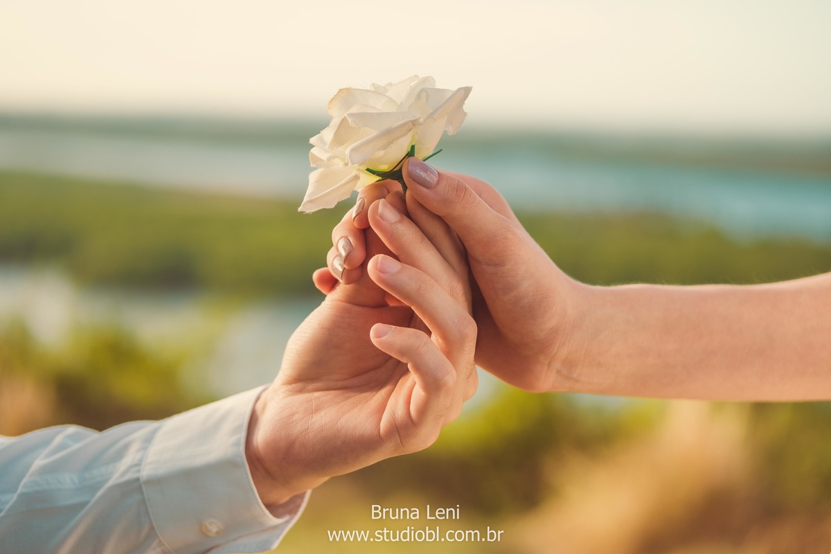 ensaio-fotografo-casamento-prewedding-wedding-recife-casando-bruna-leni-fotografia-studio-recanto-sucupiras-pernambuco-casal-noivado