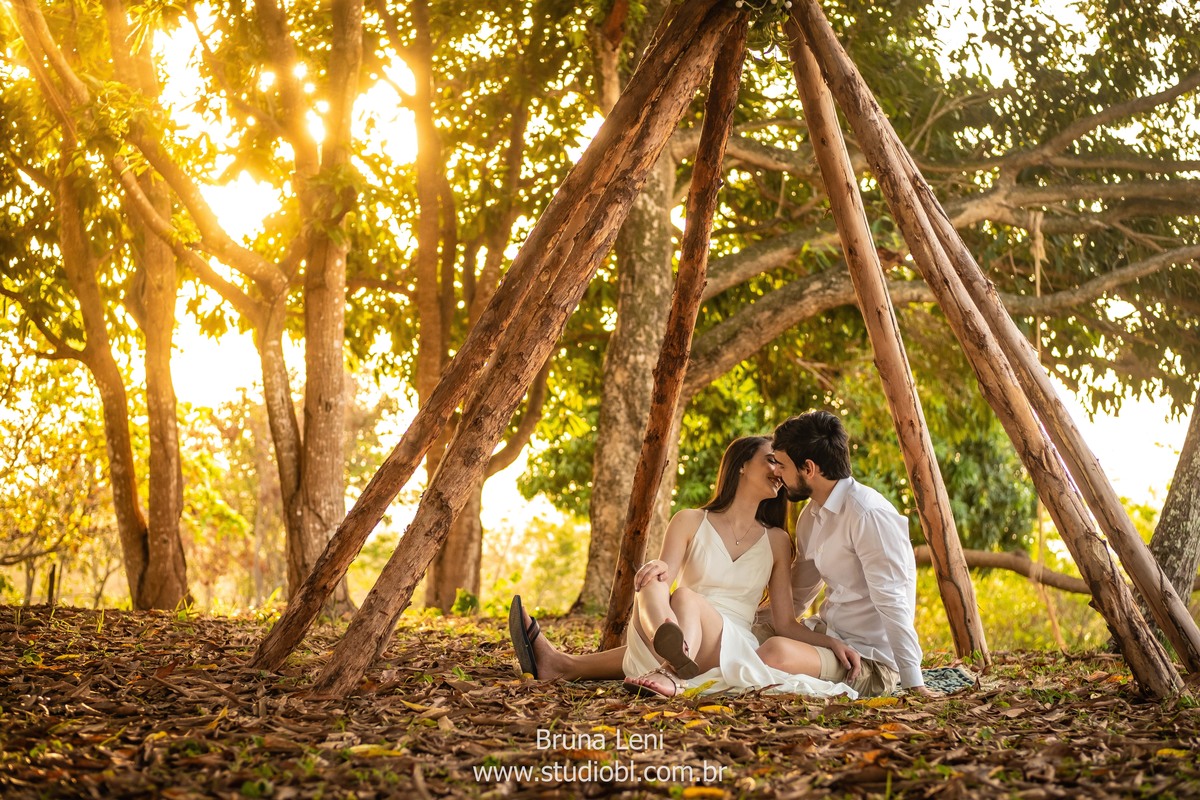 ensaio-fotografo-casamento-prewedding-wedding-recife-casando-bruna-leni-fotografia-studio-recanto-sucupiras-pernambuco-casal-noivado