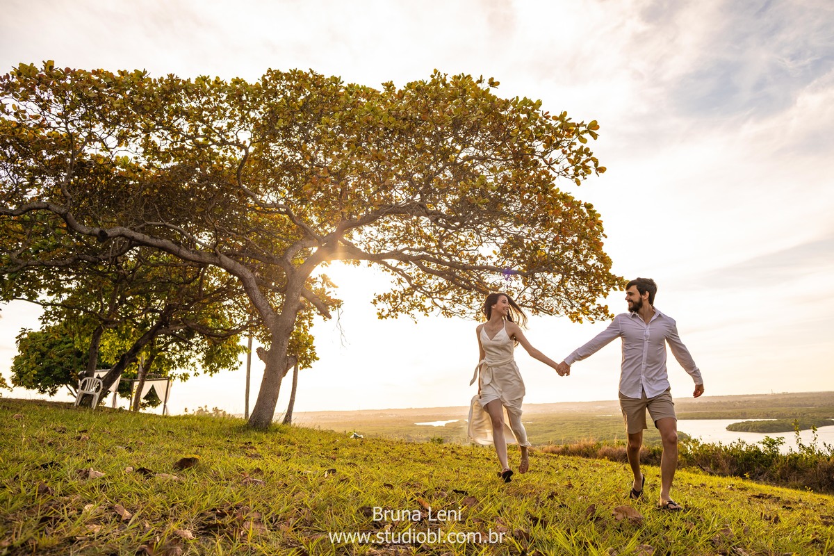 ensaio-fotografo-casamento-prewedding-wedding-recife-casando-bruna-leni-fotografia-studio-recanto-sucupiras-pernambuco-casal-noivado