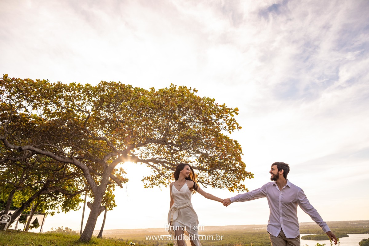 ensaio-fotografo-casamento-prewedding-wedding-recife-casando-bruna-leni-fotografia-studio-recanto-sucupiras-pernambuco-casal-noivado