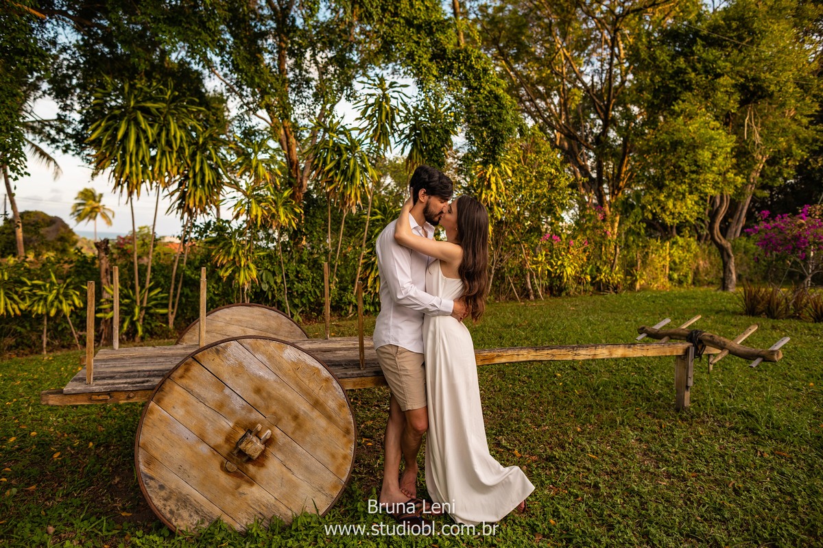 ensaio-fotografo-casamento-prewedding-wedding-recife-casando-bruna-leni-fotografia-studio-recanto-sucupiras-pernambuco-casal-noivado