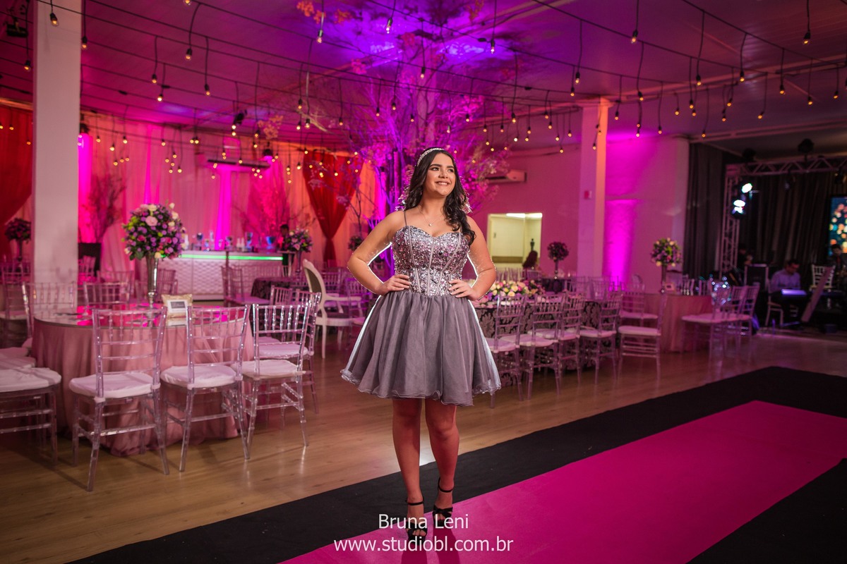 leticia-15anos-debutante-studio-bl-2019-fotografia