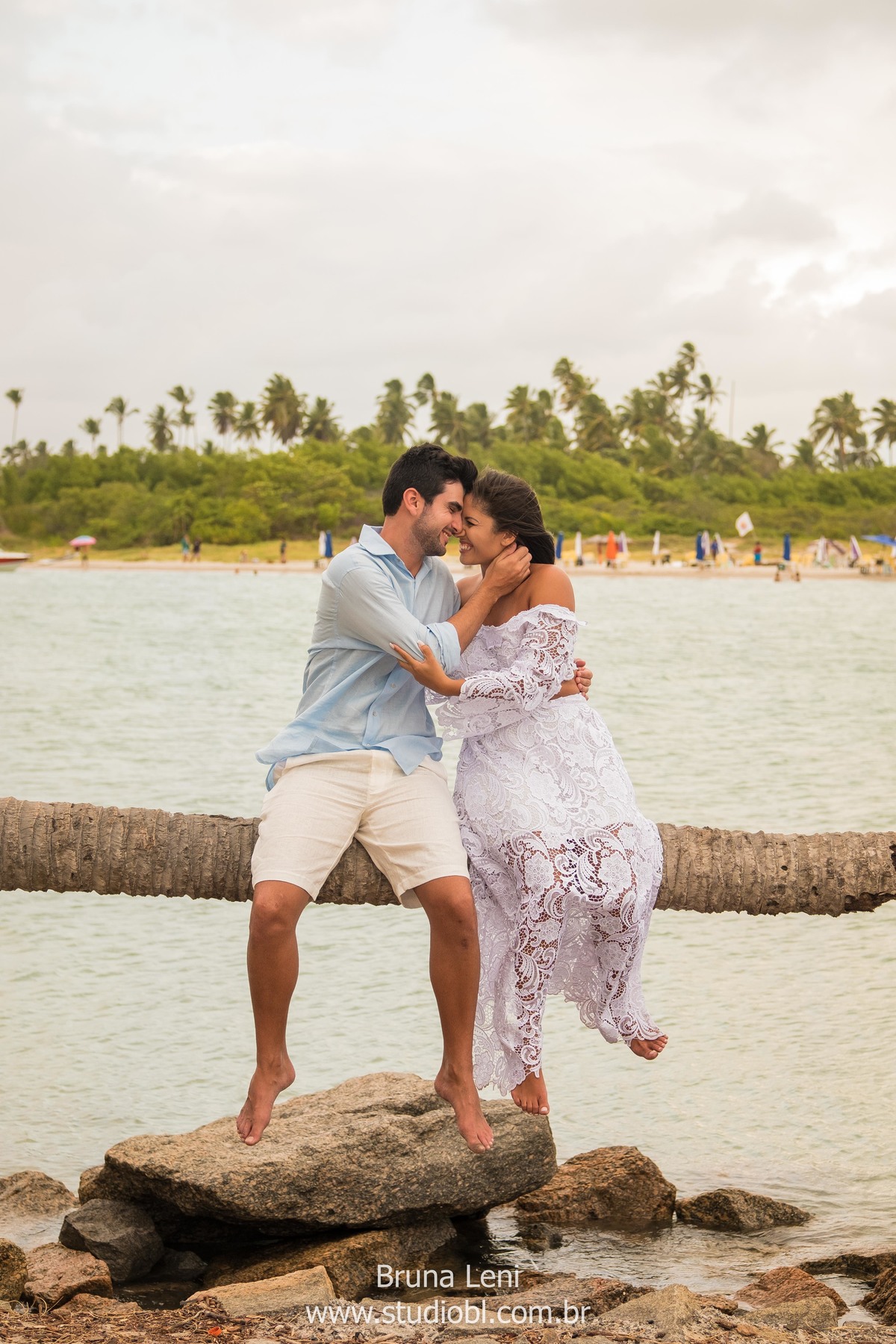 ensaio-flávia-fábio-fotografia-studiobl-noivos